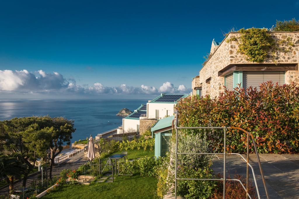 Dominio Mare Resort & Spa Bergeggi Exterior photo